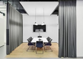 Reasons To Invest In Office Curtains