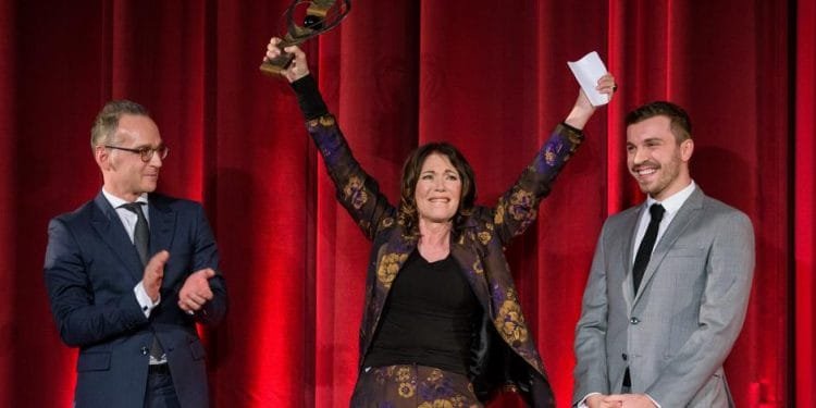 A Celebrity Endorsement Can Help an Organization Recruit New Employees.