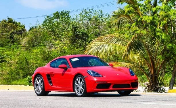 Easy Plan to Hire Rolls Rosy in Dubai