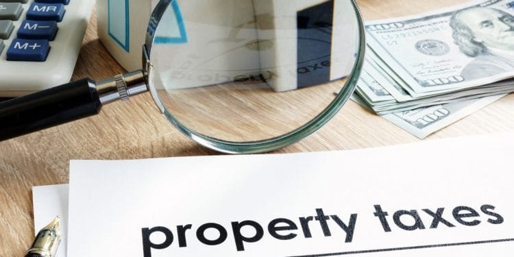 Estate agent for property taxes in the UK