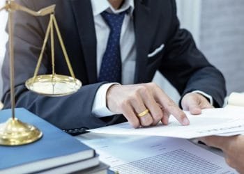 The Benefits of Hiring a Criminal Defense Lawyer