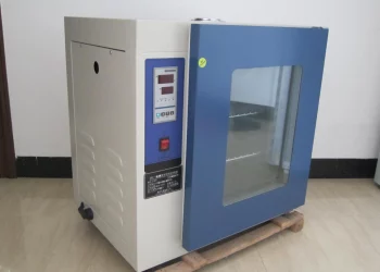 What is Bacteriological Incubator? Meaning, Maintainance, and Principle