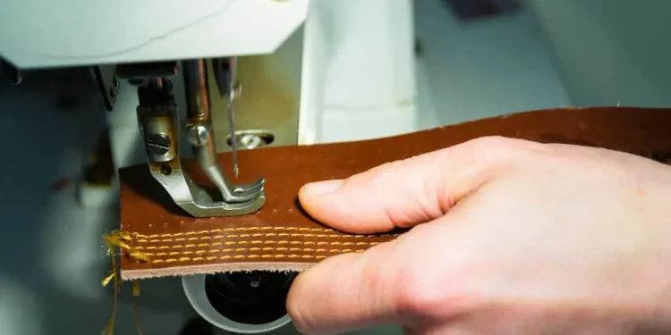 11 Best Industrial Leather Sewing Machine Reviews