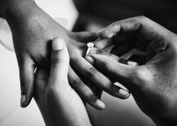 custom engagement rings in Canada