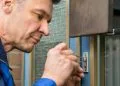 What Qualifications Do I Need to Be a Locksmith?