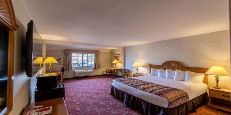 Duniya Hotel