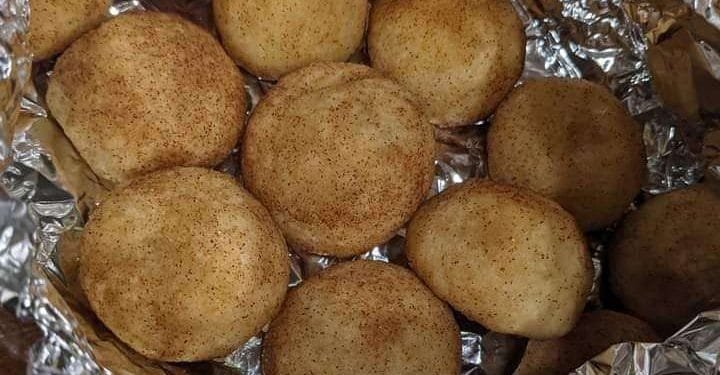 Healthy Snickers Milkshake