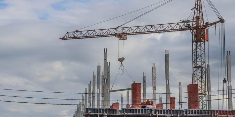 How To Choose The Right Mini Lift Machine For Your Construction Project?