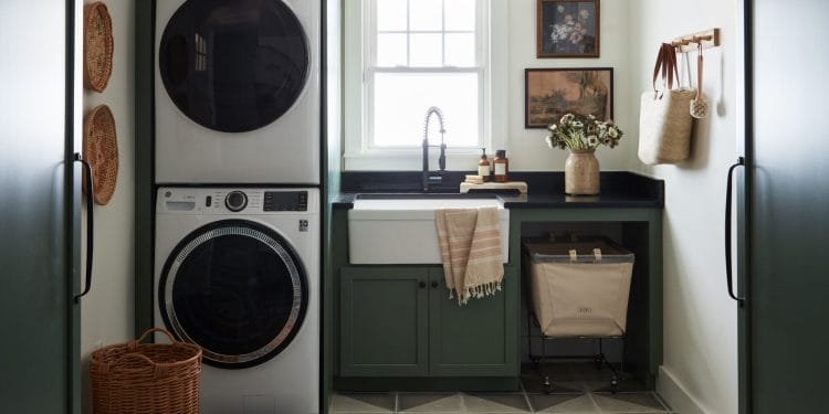 How To Give Your Laundry Room A Clean Modern Feel With Wallpaper