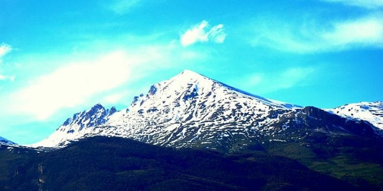 Pangarchulla Peak Trek