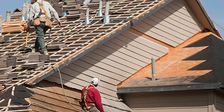7 Important Signs Indicating That it is Time For Roof Replacement