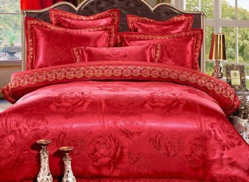 Silk Pillowcases and Silk Sheets – Beauty Secrets Unveiled