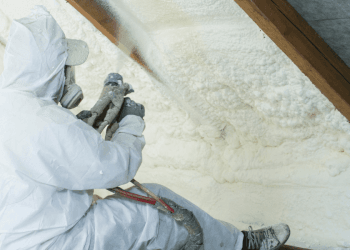 How Does Spray Foam Insulation Work?
